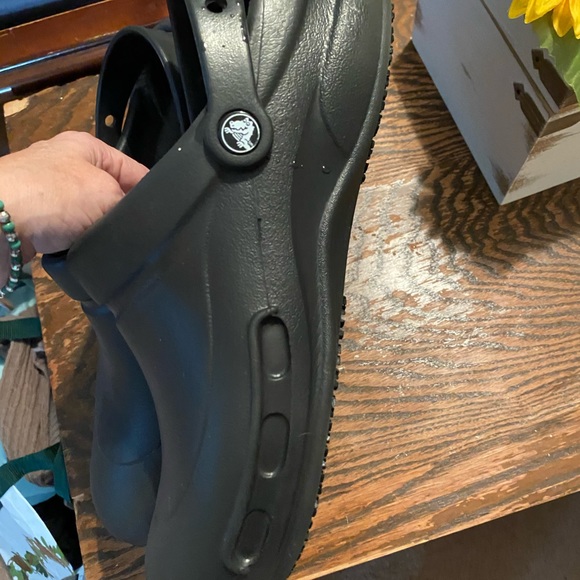 Crocs - Picture 5 of 9